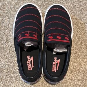 In-N-Out Burger Slip-On Shoes NWOT Black Red Drink Cup Streetwear Unisex W8.5/M7